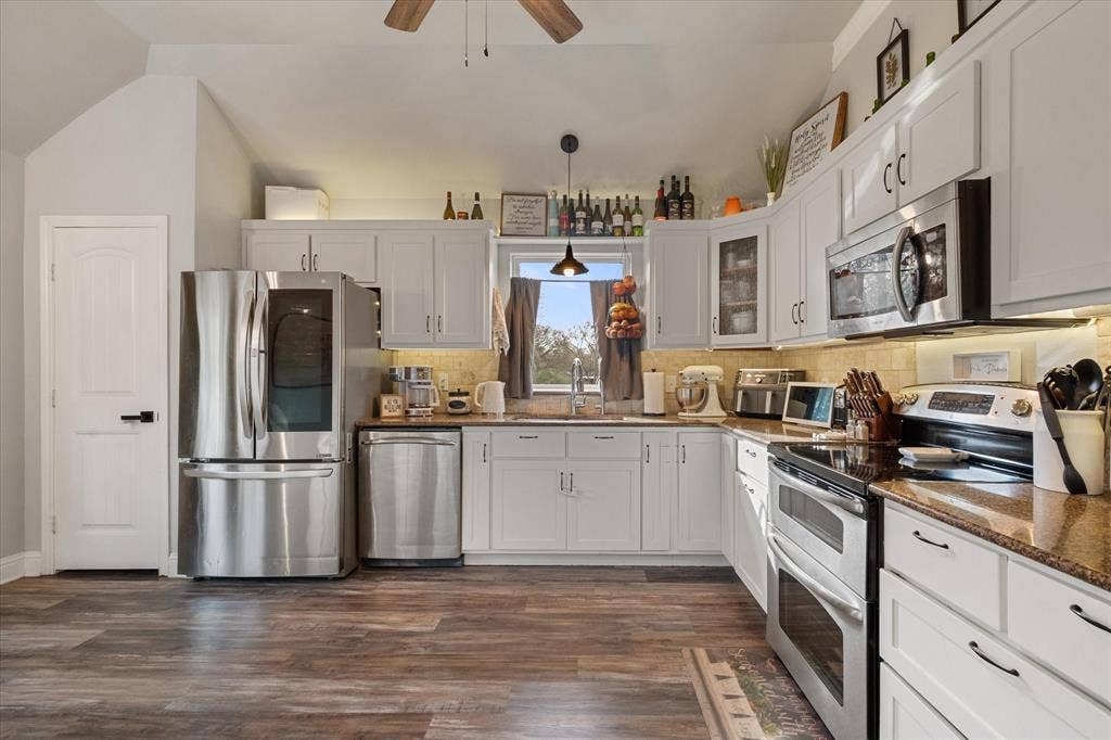 460 Admiral Drive, Gun Barrel City, TX 75156 460 Admiral Drive, Gun Barrel City, TX 75156