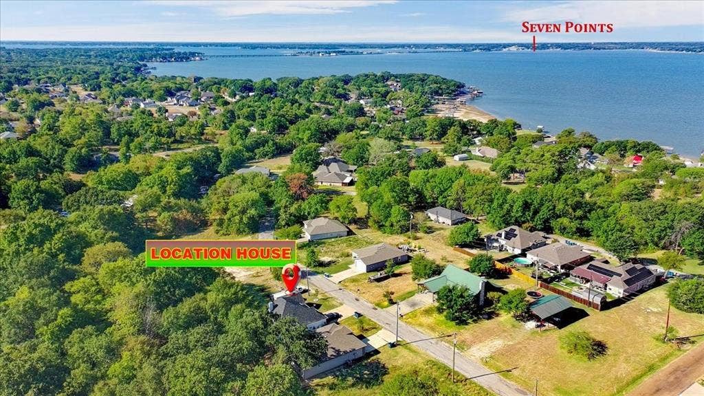 460 Admiral Drive, Gun Barrel City, TX 75156 460 Admiral Drive, Gun Barrel City, TX 75156