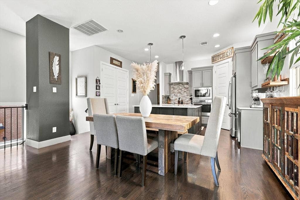 The dining area is generous - plenty of space for dining with guests, working on a puzzle, or playing games.