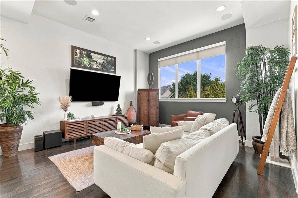 The views are tranquil with custom shades that roll down for additional privacy.