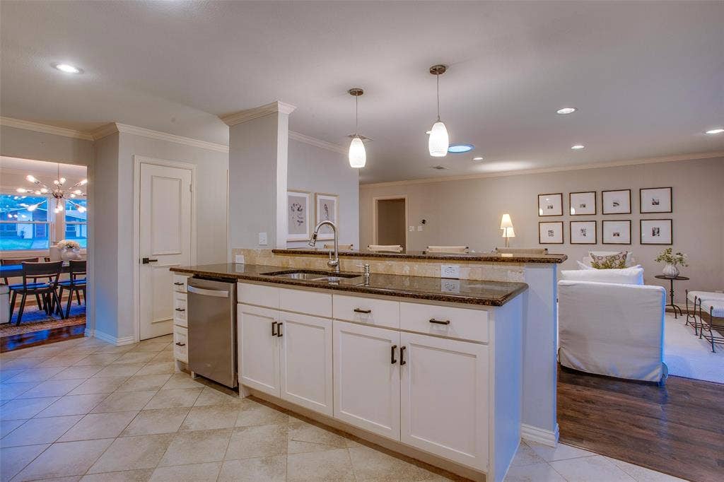 3918 Royal Palms Court, Dallas, TX 75244 Open Kitchen design connects seamlessly with the home's central living areas.