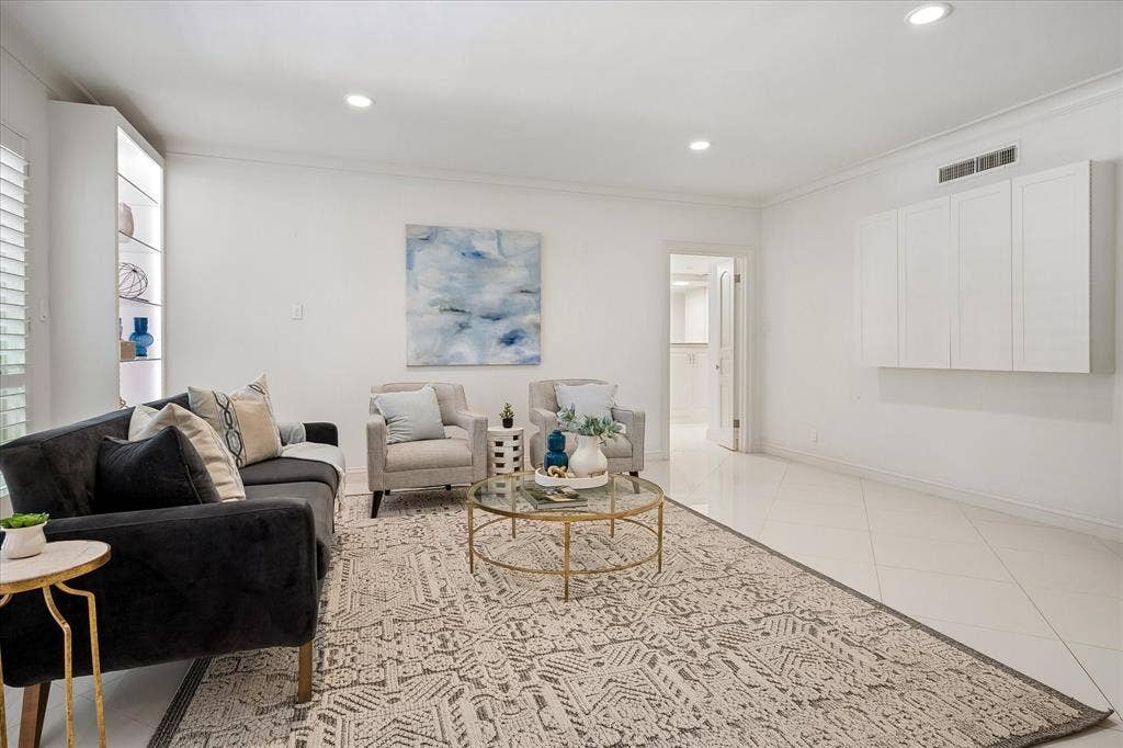 6146 Averill Way, #106E, Dallas, TX 75225 6146 Averill Way, #106E, Dallas, TX 75225