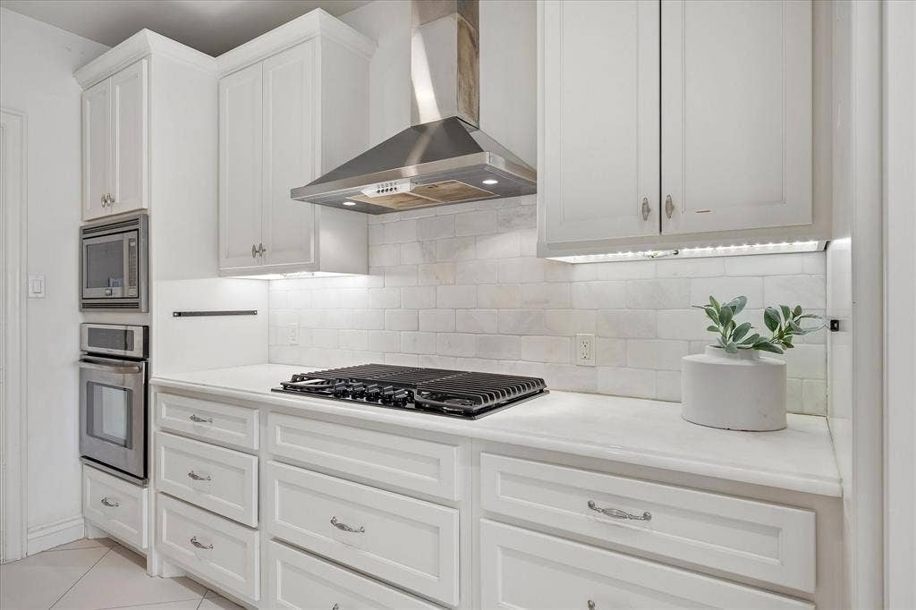 6146 Averill Way, #106E, Dallas, TX 75225 6146 Averill Way, #106E, Dallas, TX 75225