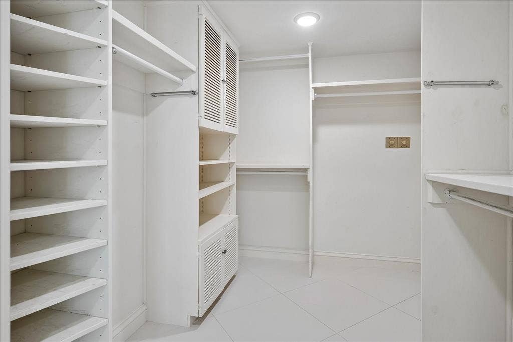 6146 Averill Way, #106E, Dallas, TX 75225 6146 Averill Way, #106E, Dallas, TX 75225