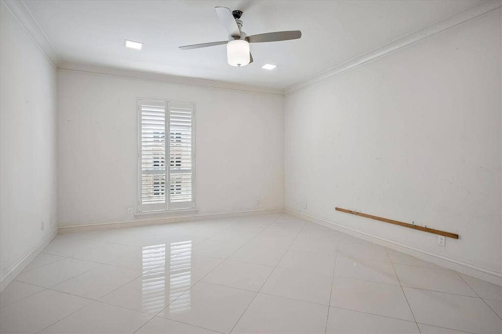 6146 Averill Way, #106E, Dallas, TX 75225 6146 Averill Way, #106E, Dallas, TX 75225