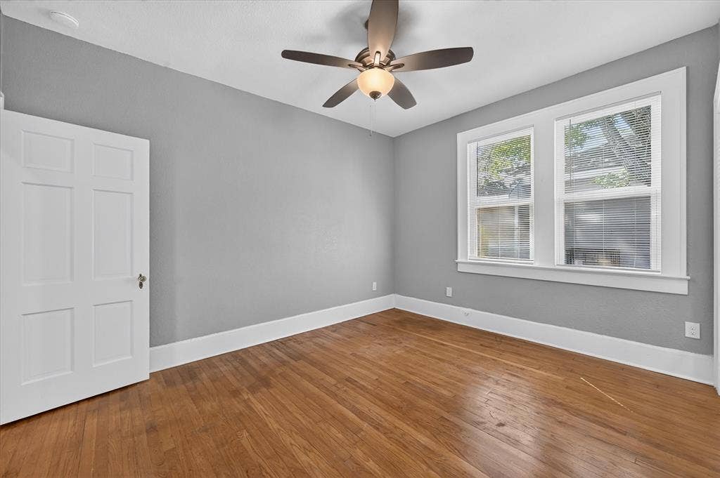 316 S Montreal Avenue, Dallas, TX 75208 316 S Montreal Avenue, Dallas, TX 75208