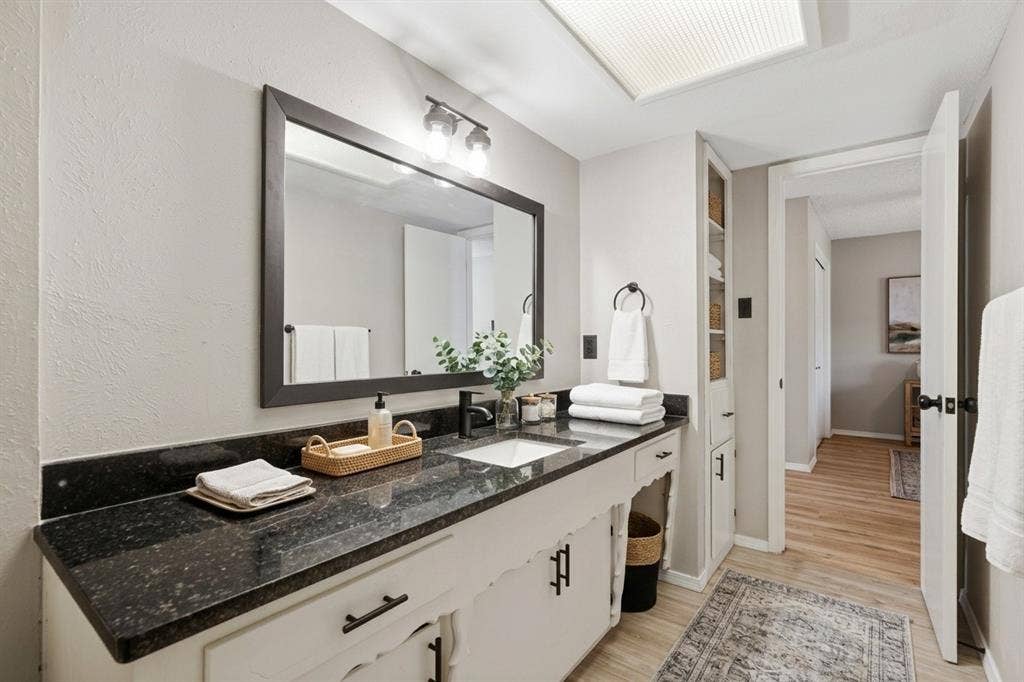 439 Shorewood Drive, Duncanville, TX 75116 Primary Bath virtually staged