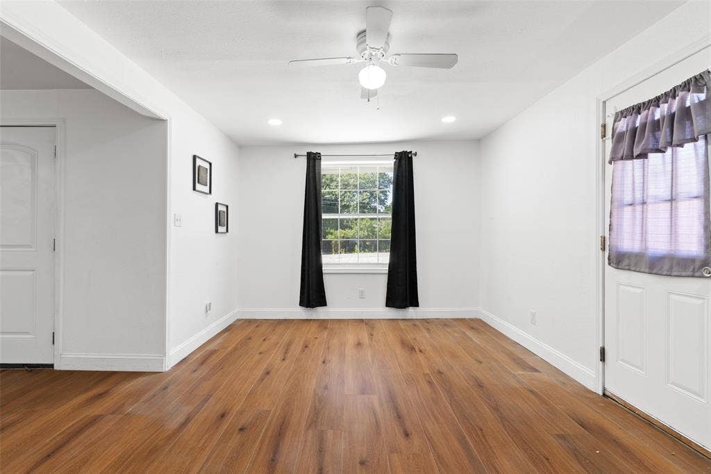 2803 Dennis Circle, Seagoville, TX 75159 2803 Dennis Circle, Seagoville, TX 75159
