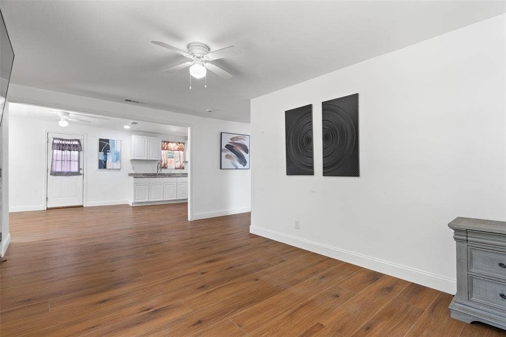 2803 Dennis Circle, Seagoville, TX 75159 2803 Dennis Circle, Seagoville, TX 75159
