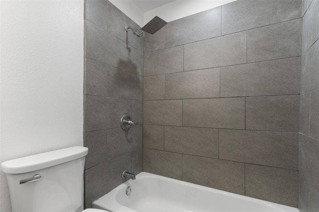 2803 Dennis Circle, Seagoville, TX 75159 2803 Dennis Circle, Seagoville, TX 75159