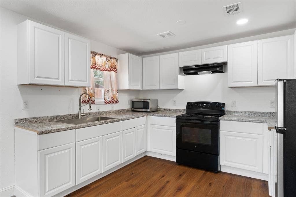 2803 Dennis Circle, Seagoville, TX 75159 2803 Dennis Circle, Seagoville, TX 75159