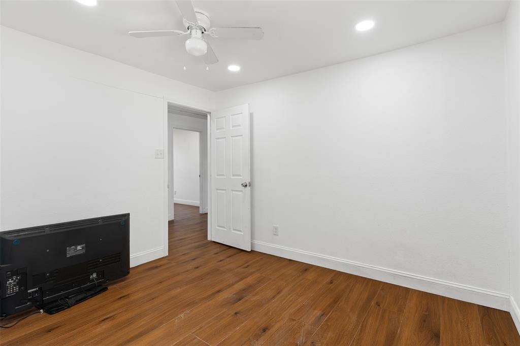 2803 Dennis Circle, Seagoville, TX 75159 2803 Dennis Circle, Seagoville, TX 75159