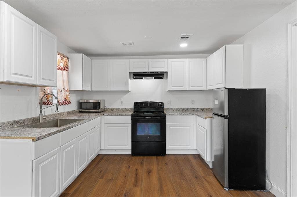 2803 Dennis Circle, Seagoville, TX 75159 2803 Dennis Circle, Seagoville, TX 75159