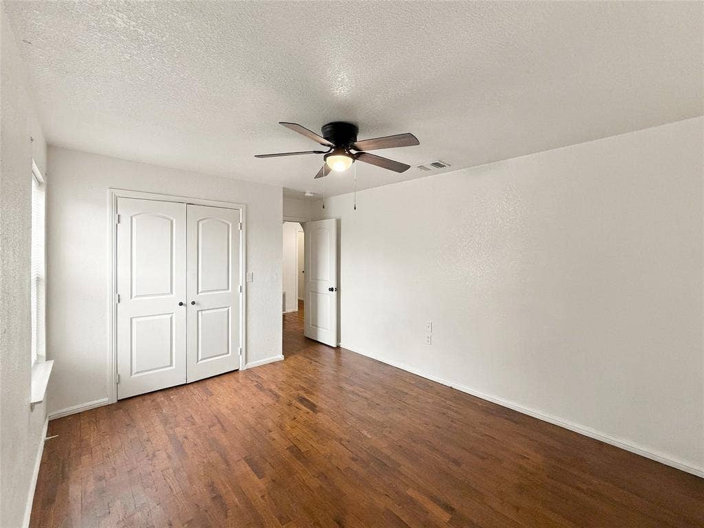 2503 Woodhaven Drive, Granbury, TX 76048 2503 Woodhaven Drive, Granbury, TX 76048