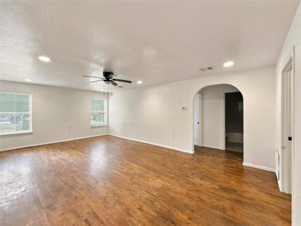 2503 Woodhaven Drive, Granbury, TX 76048 2503 Woodhaven Drive, Granbury, TX 76048