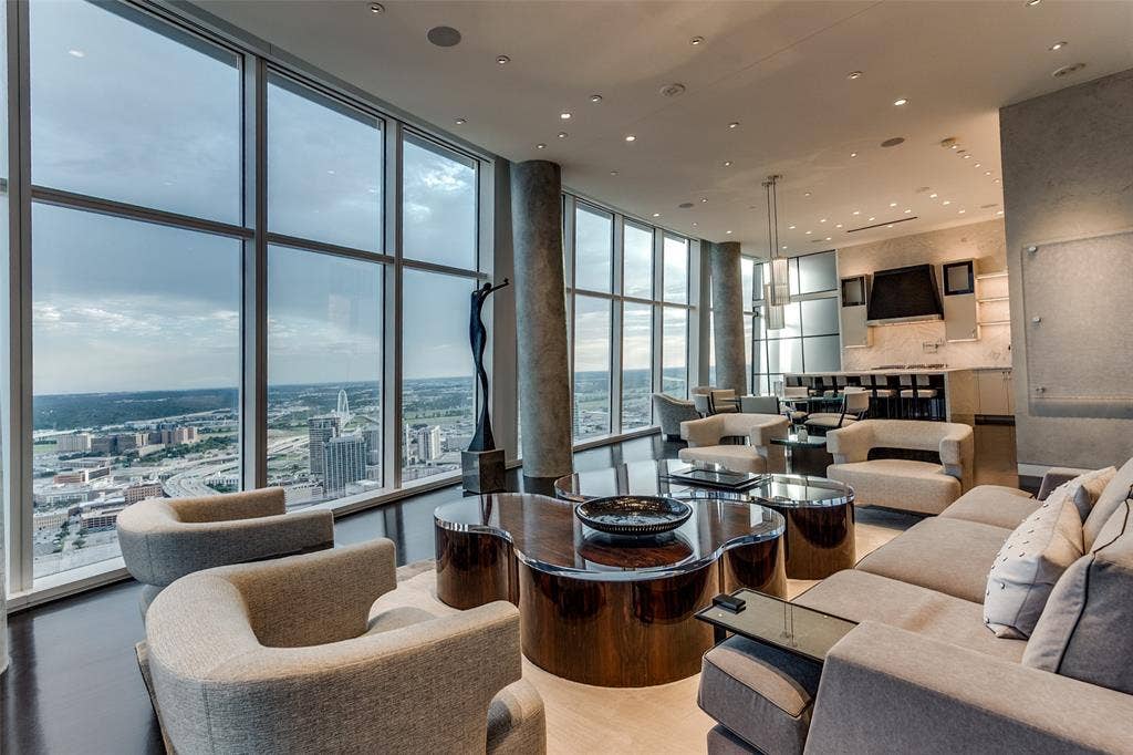 1918 Olive Street, #4202, Dallas, TX 75201