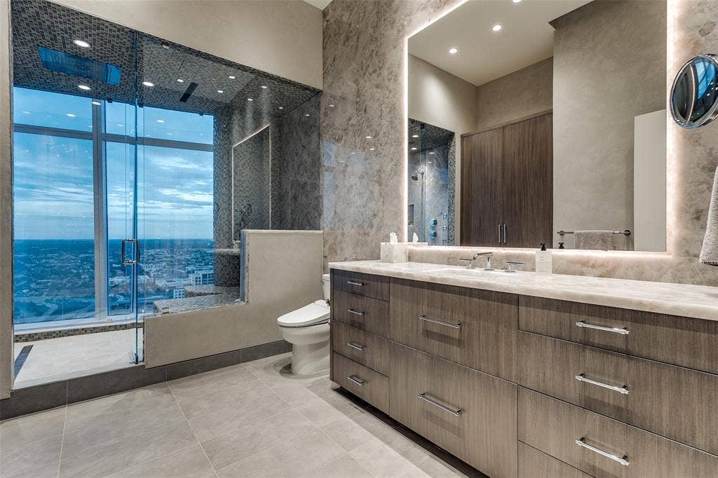 1918 Olive Street, #4202, Dallas, TX 75201