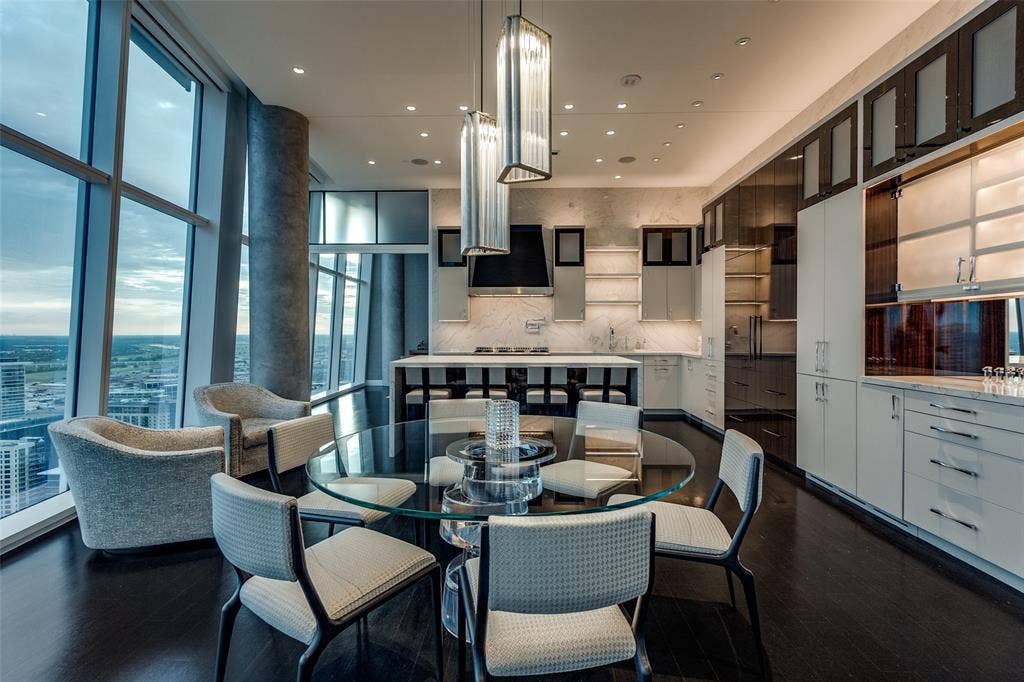1918 Olive Street, #4202, Dallas, TX 75201