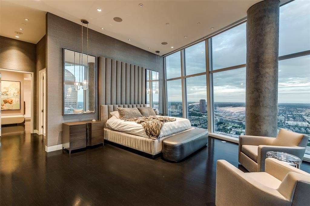 1918 Olive Street, #4202, Dallas, TX 75201