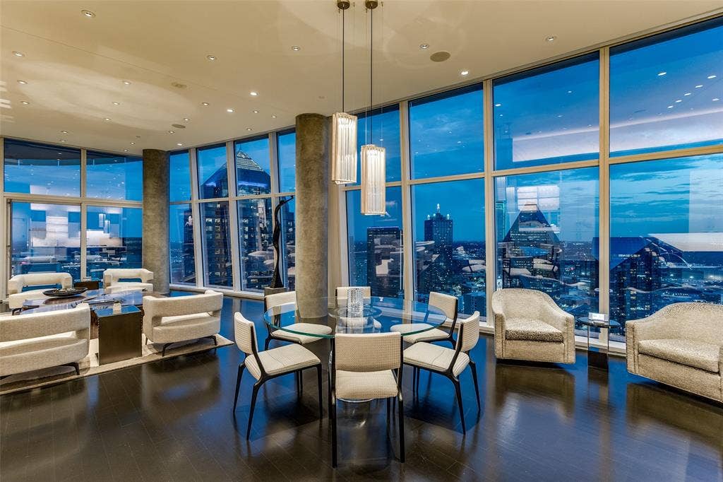 1918 Olive Street, #4202, Dallas, TX 75201