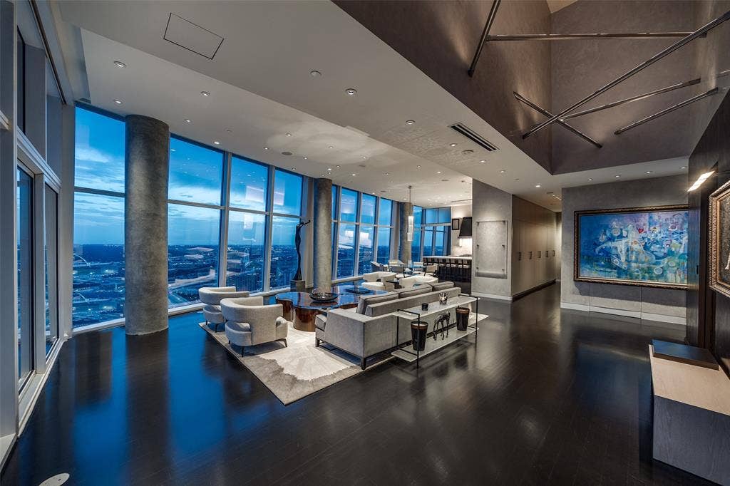 1918 Olive Street, #4202, Dallas, TX 75201