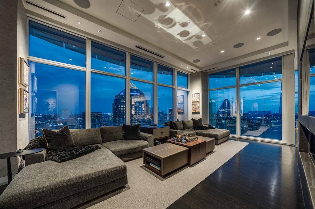 1918 Olive Street, #4202, Dallas, TX 75201