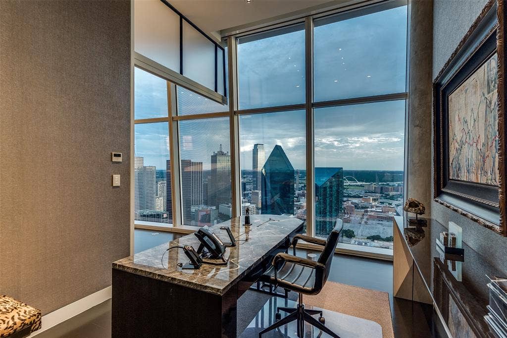 1918 Olive Street, #4202, Dallas, TX 75201