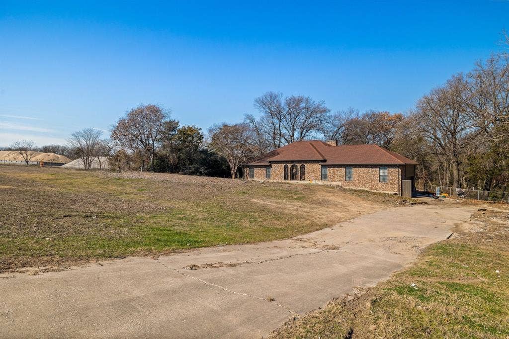 2110 S Mcdonald Street, McKinney, TX 75069 2110 S Mcdonald Street, McKinney, TX 75069