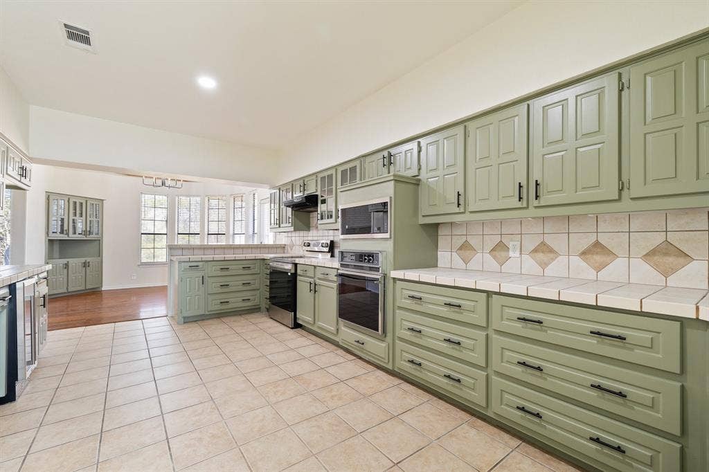 2110 S Mcdonald Street, McKinney, TX 75069 2110 S Mcdonald Street, McKinney, TX 75069