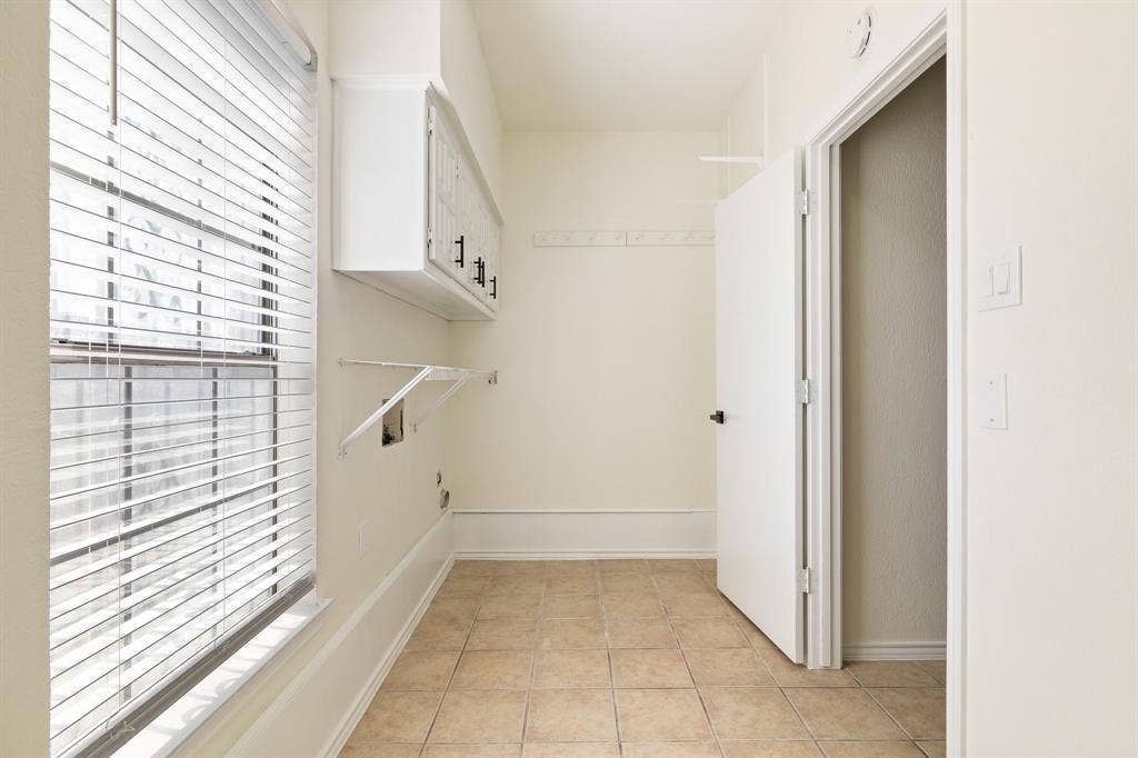 2110 S Mcdonald Street, McKinney, TX 75069 2110 S Mcdonald Street, McKinney, TX 75069