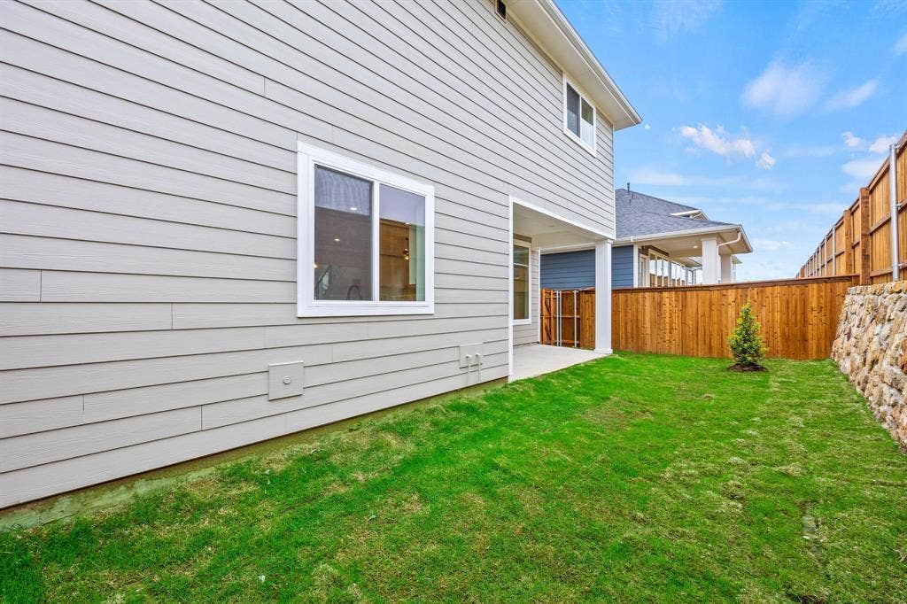 300 Chestnut Street, Celina, TX 75009 300 Chestnut Street, Celina, TX 75009