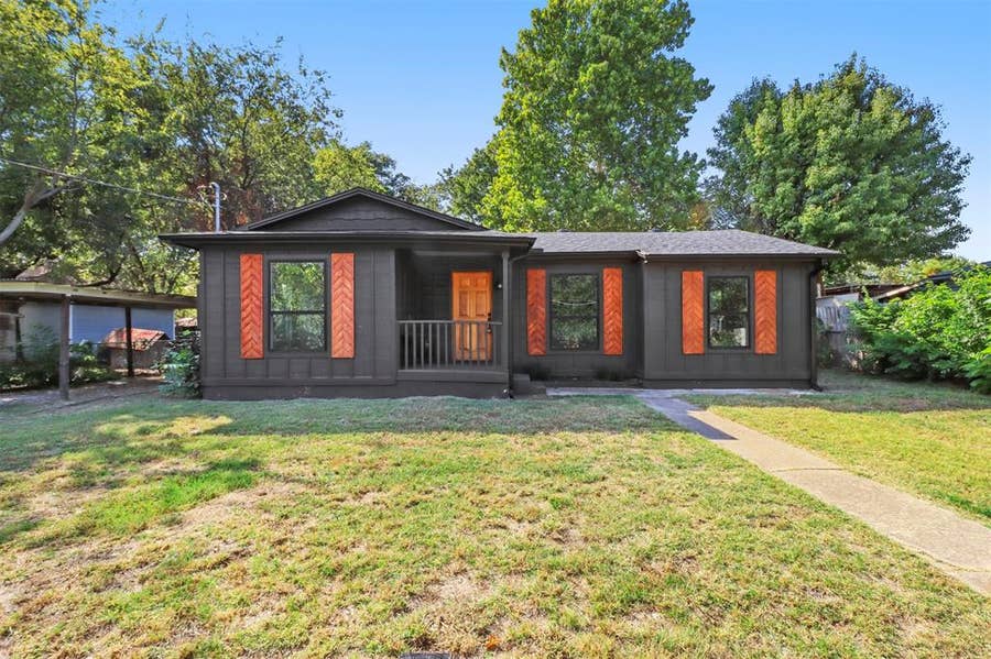 Property photo for 1415 Snyder Street, Denton, TX