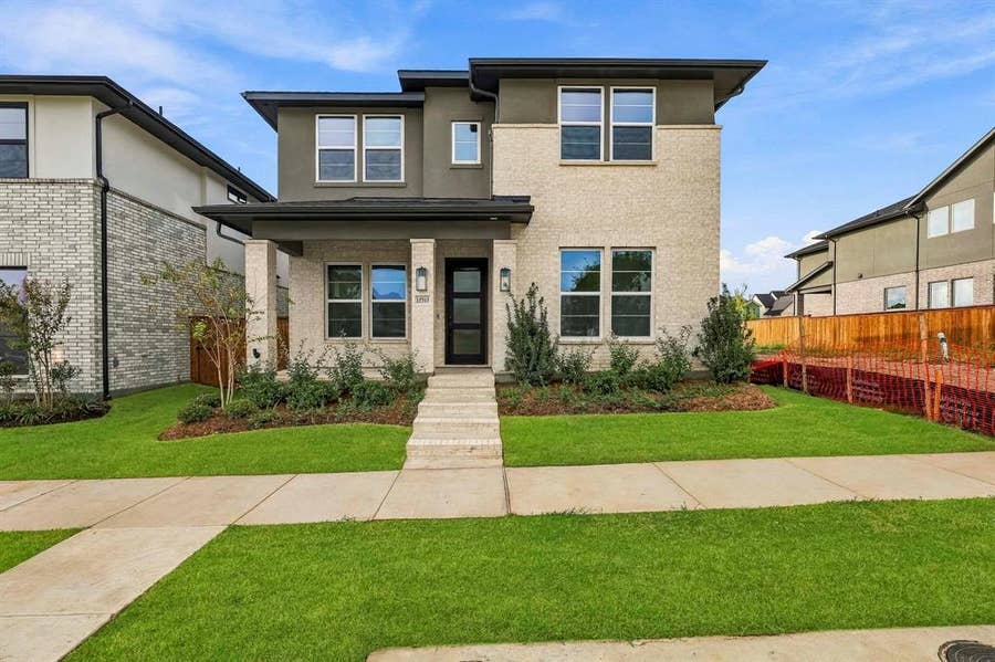 Property photo for 15593 Swallowtail Street, Frisco, TX