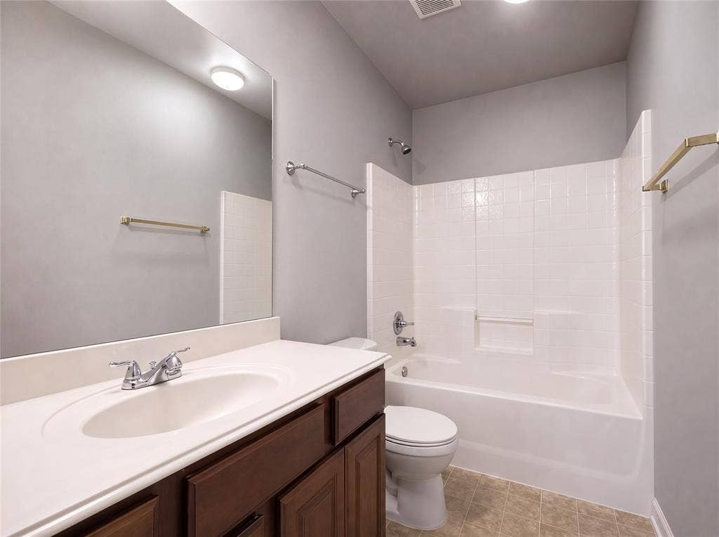 2400 18th Street, #*****2402*****, Plano, TX 75074 2400 18th Street, #*****2402*****, Plano, TX 75074