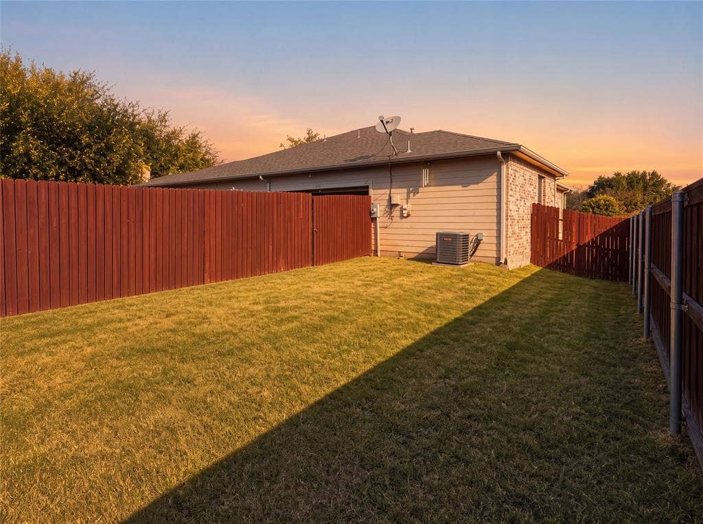 2400 18th Street, #*****2402*****, Plano, TX 75074 2400 18th Street, #*****2402*****, Plano, TX 75074