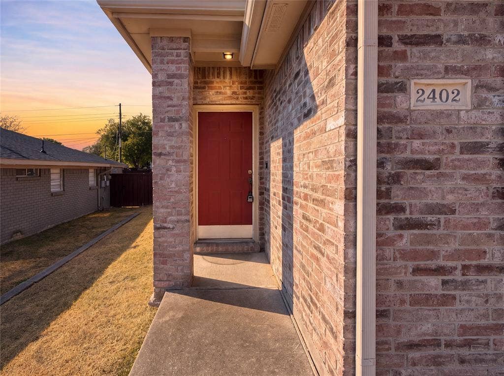 2400 18th Street, #*****2402*****, Plano, TX 75074 2400 18th Street, #*****2402*****, Plano, TX 75074