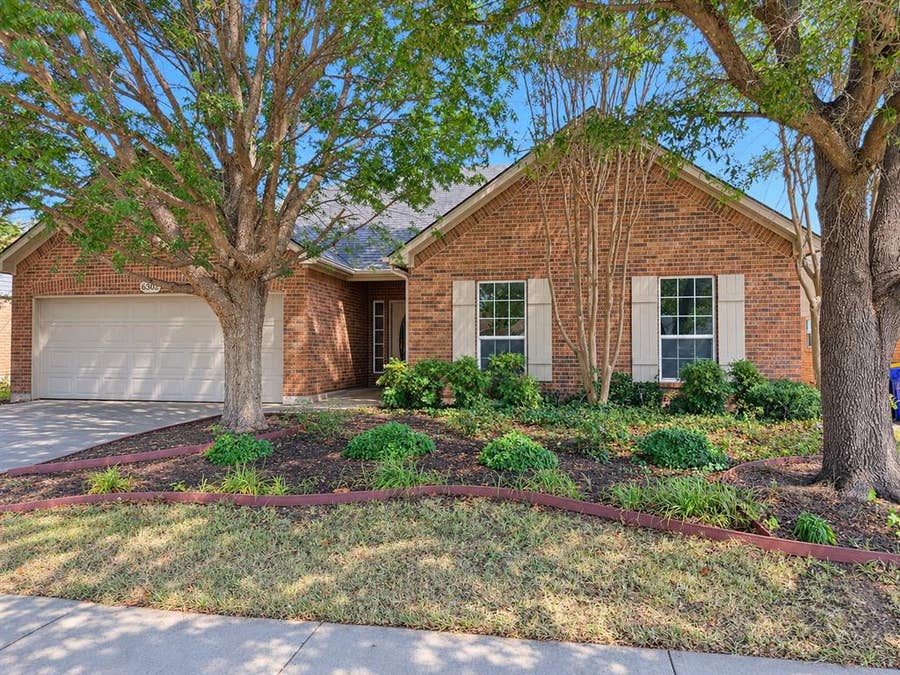 Property photo for 6549 Blue Grass Drive, Watauga, TX