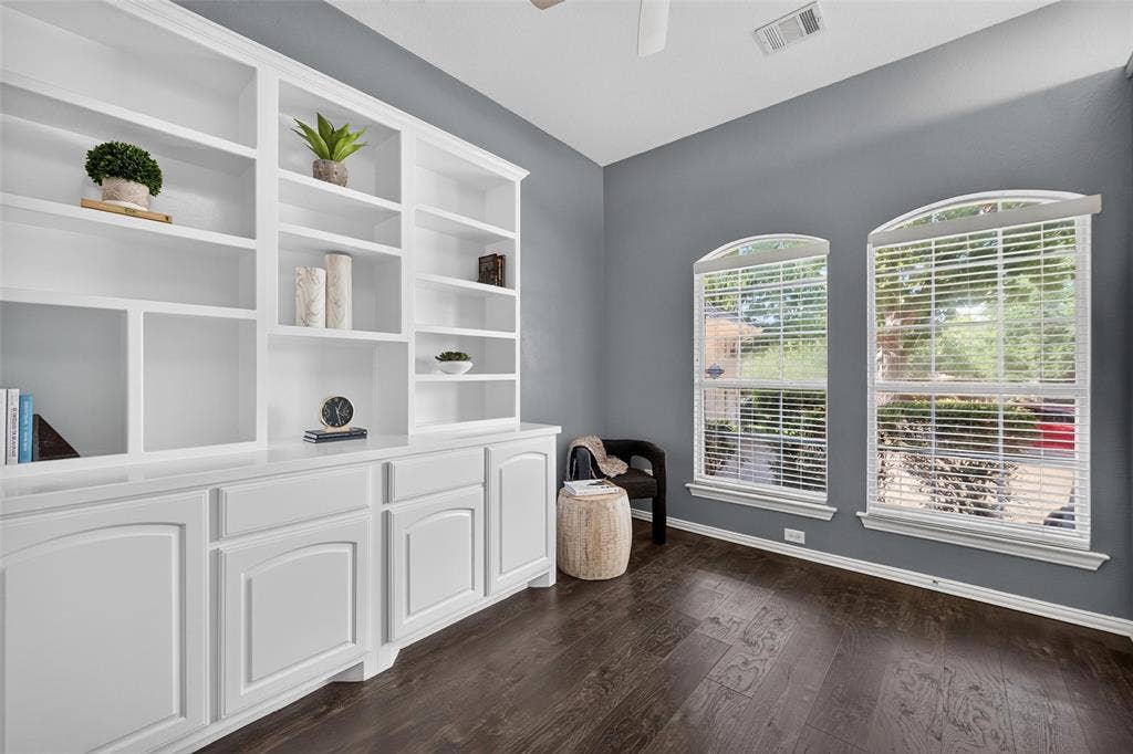 1102 Hartman Court, Arlington, TX 76006 1102 Hartman Court, Arlington, TX 76006
