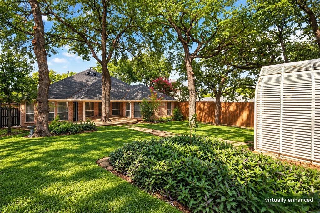 1102 Hartman Court, Arlington, TX 76006 1102 Hartman Court, Arlington, TX 76006