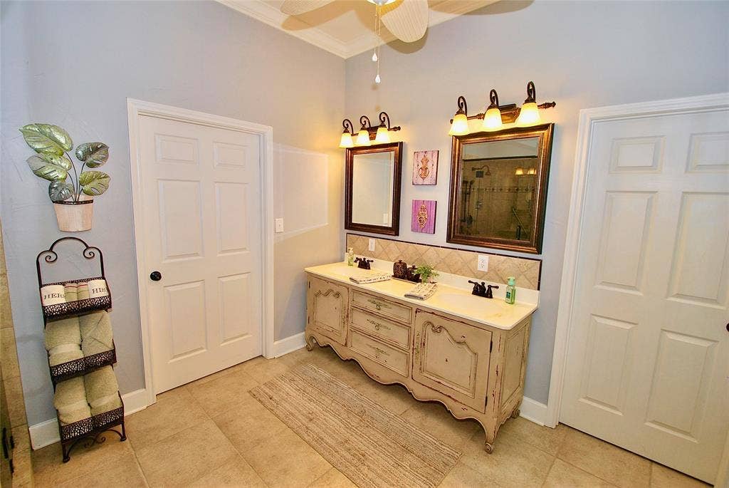 27368 St Highway 19 N, Athens, TX 75752 27368 St Highway 19 N, Athens, TX 75752