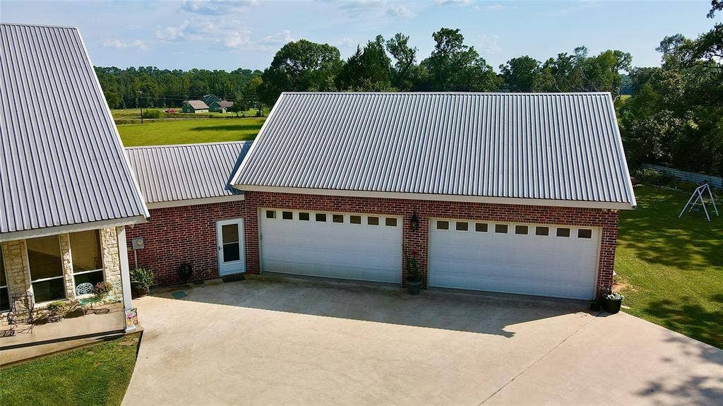 27368 St Highway 19 N, Athens, TX 75752 27368 St Highway 19 N, Athens, TX 75752