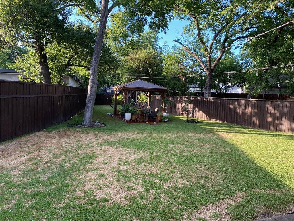 9607 Lakemont Drive, Dallas, TX 75220 9607 Lakemont Drive, Dallas, TX 75220