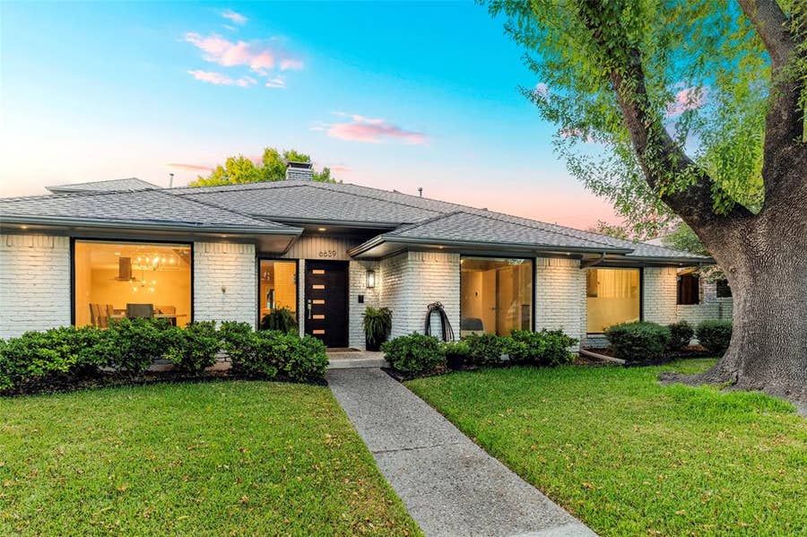 Property photo for 6639 Clearhaven Circle, Dallas, TX