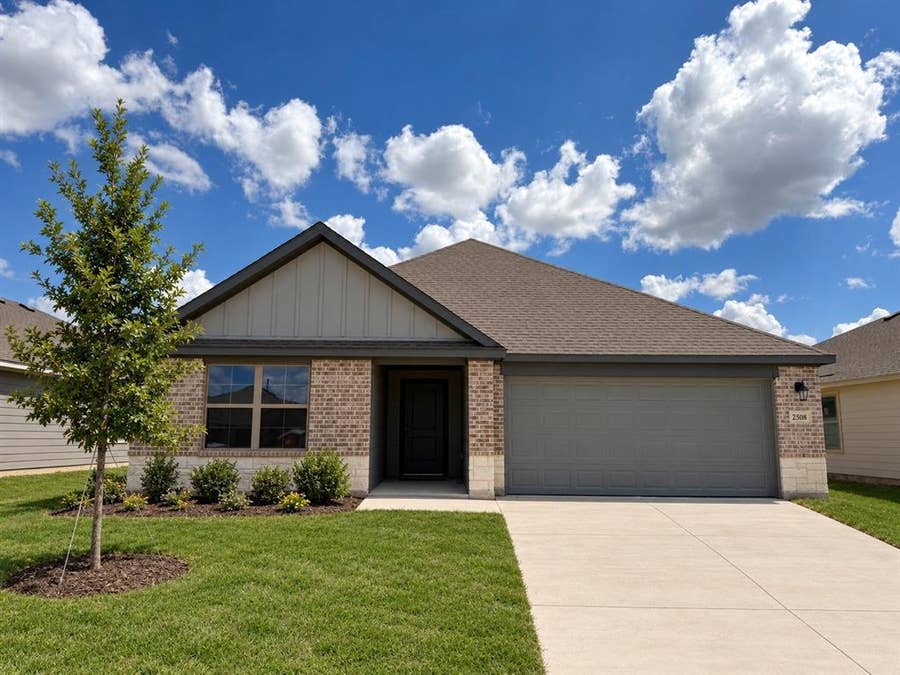 Property photo for 2508 Canadian Way, Crandall, TX