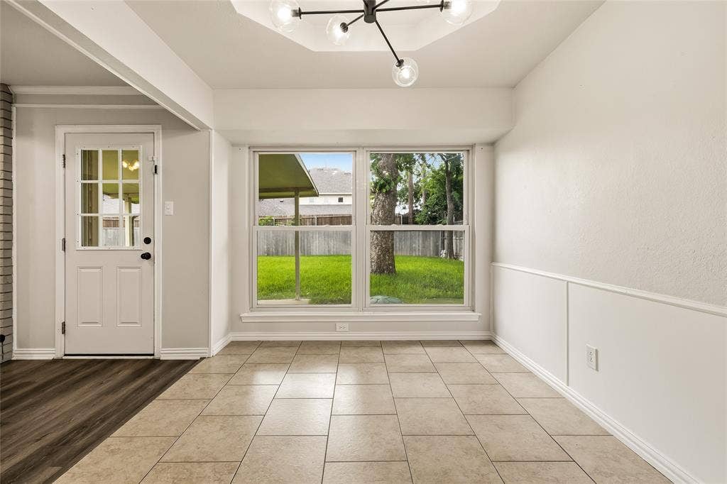 2713 Yale Drive, Rowlett, TX 75088 2713 Yale Drive, Rowlett, TX 75088