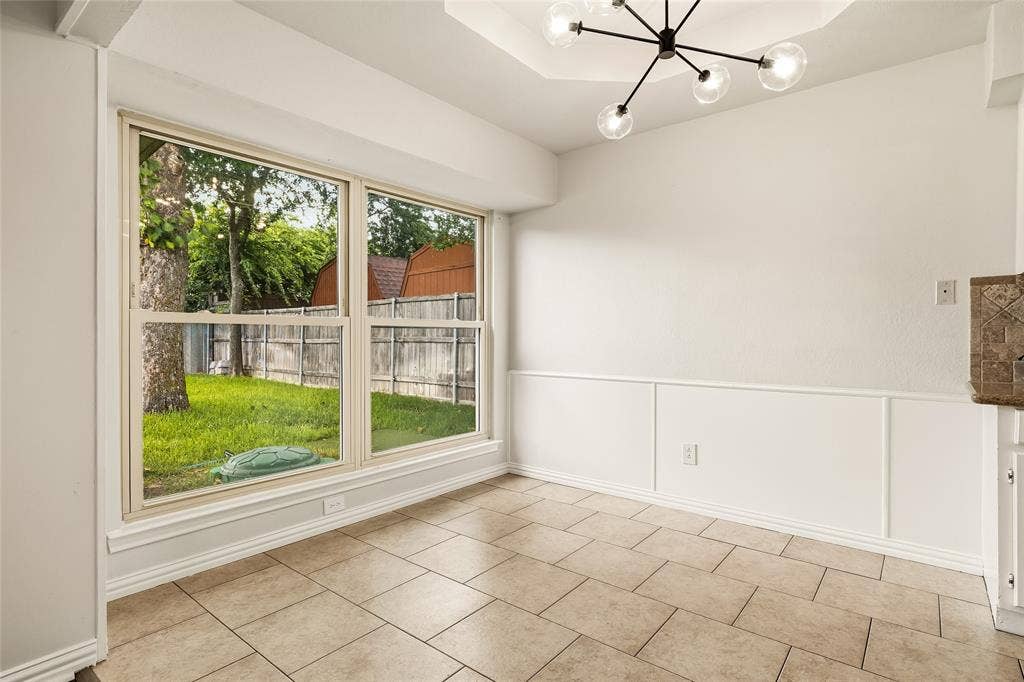 2713 Yale Drive, Rowlett, TX 75088 2713 Yale Drive, Rowlett, TX 75088
