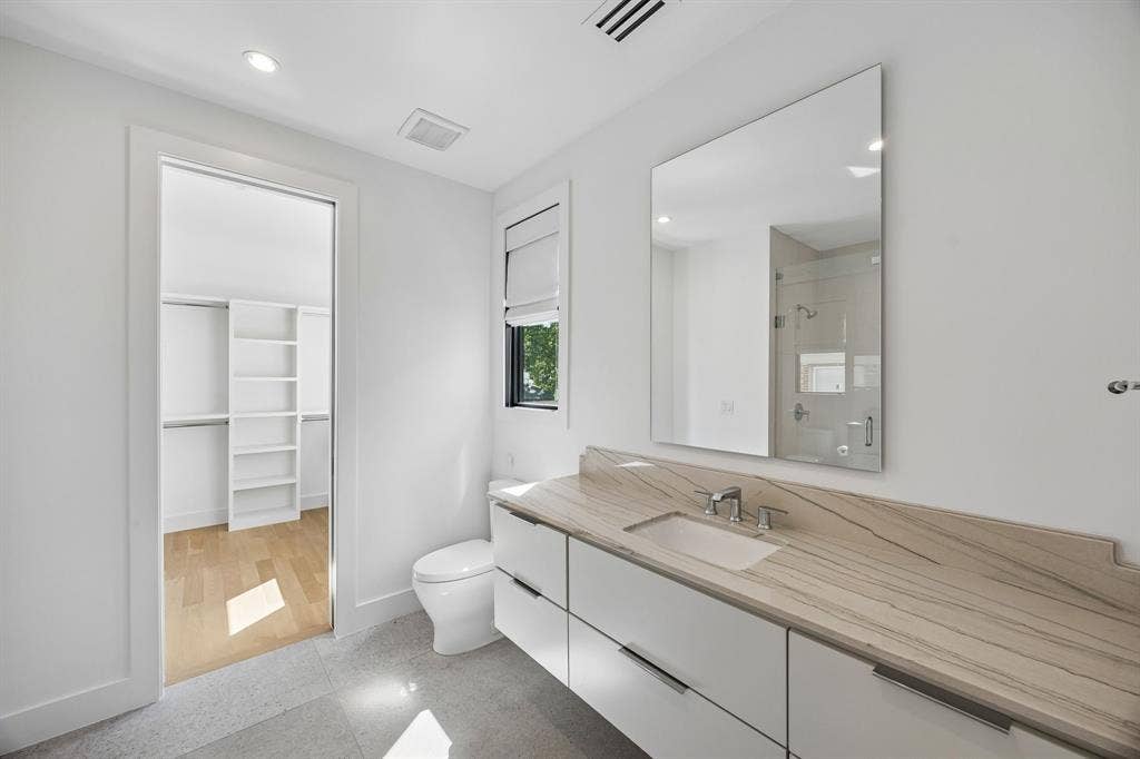 4144 Hawthorne Avenue, Dallas, TX 75219 4144 Hawthorne Avenue, Dallas, TX 75219