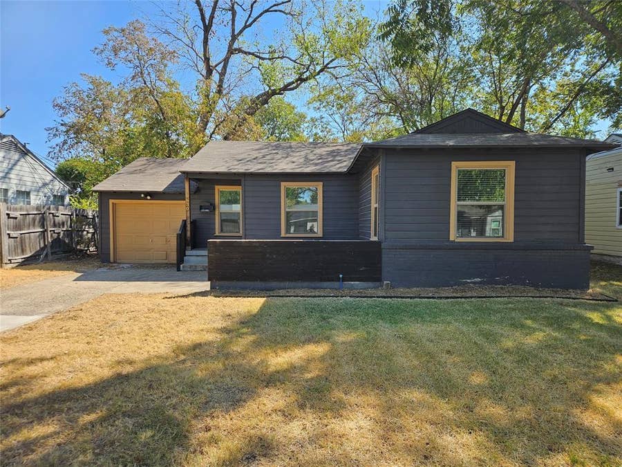 Property photo for 10630 Newcombe Drive, Dallas, TX