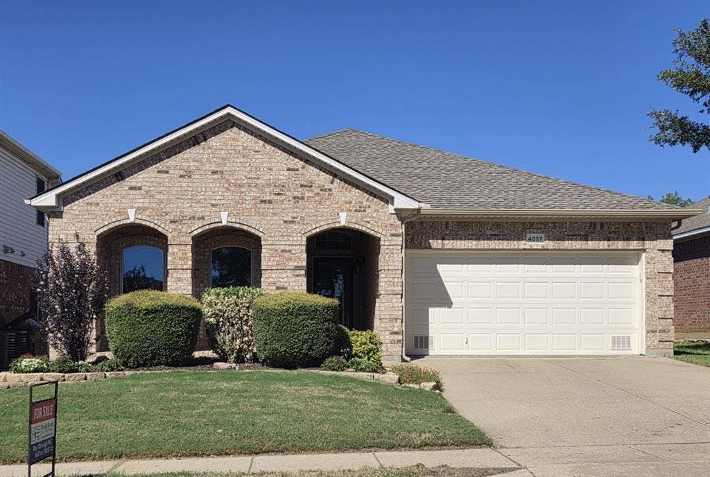 4057 Claymore Lane, Fort Worth, TX 76244