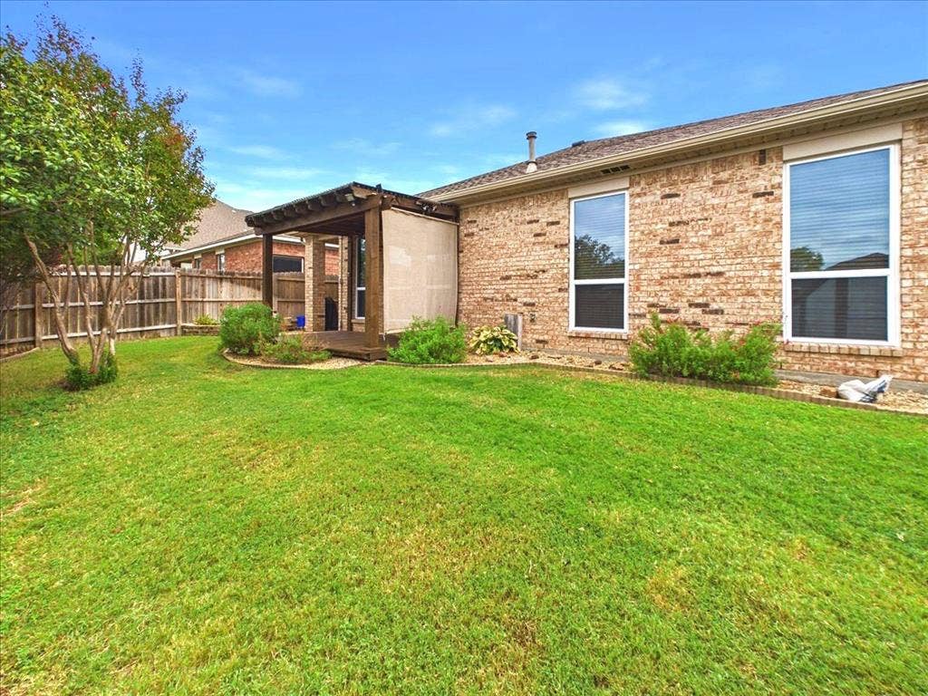 4057 Claymore Lane, Fort Worth, TX 76244